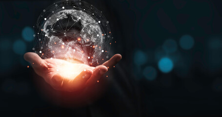 蓝鲸主要分布在哪些地方？